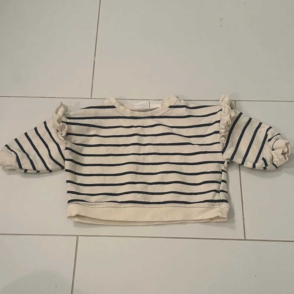 Zara Striped Ruffle Sleeve Kids Top 3/6m cream navy
